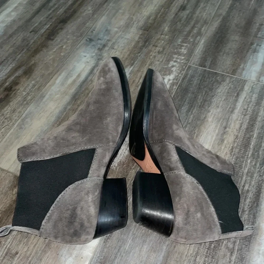Aquatalia Gray Suede Ankle Boots size 9